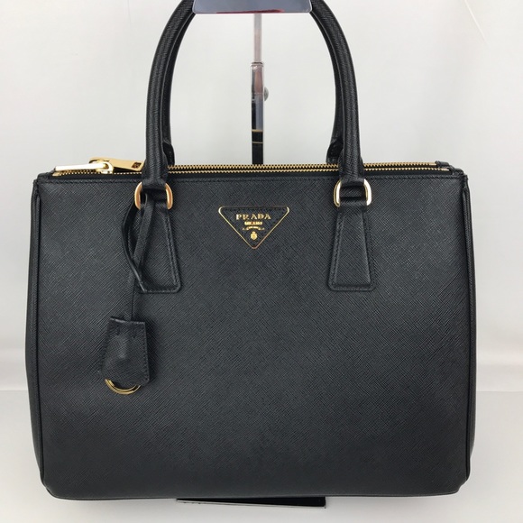 Prada Handbags - New Prada Italian Galleria Large Double Zip Tote